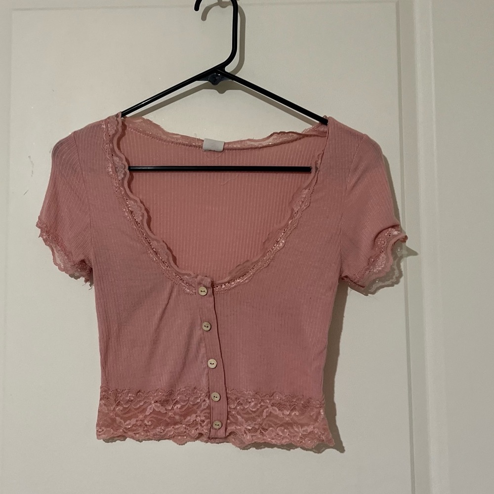 Lacy, low cut crop top!